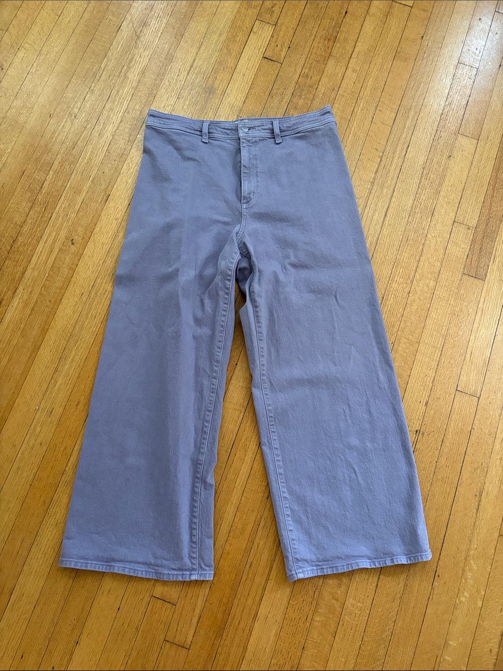 Universal Thread Women's Wide Leg Jeans in Lavender Blue